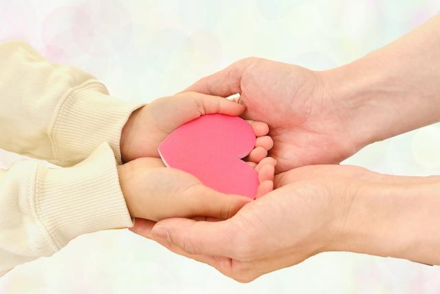 宇多田ヒカルにはハーフの息子がいる?父親の名前やバイオリンを弾けるとの噂も調査!