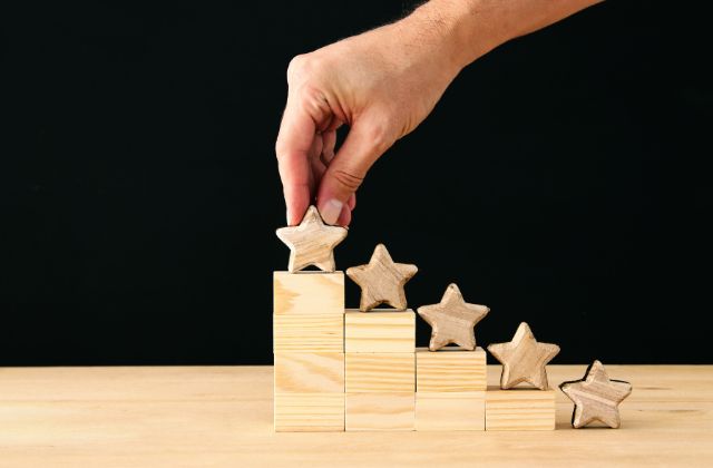なにわ男子のメンバー人気順ランキング2025まとめ!ペンライトの人気やうちわ売り切れ順は?