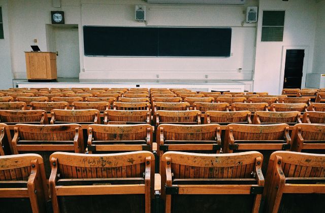 milet(ミレイ)は早稲田大学出身で大学時代は引きこもりだったの?学生時代について徹底調査!