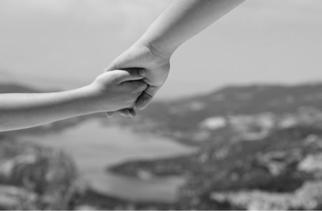 Omoinotake藤井レオの兄弟は柳楽優弥？似てるのは親戚だから？関係があるのか調査