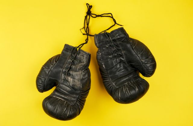 SnowMan不仲コンビの噂！本当に仲悪いの？ビジネス仲良しや後輩いじめまで「不仲説」の真相を徹底解説