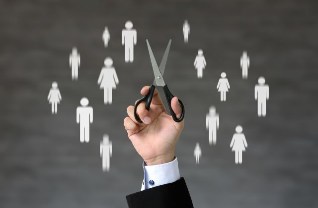 SnowManで今一番脱退しそうなメンバーはやっぱりあの人？解散の可能性も？文春の内容と真相！最初の脱退はいつ？