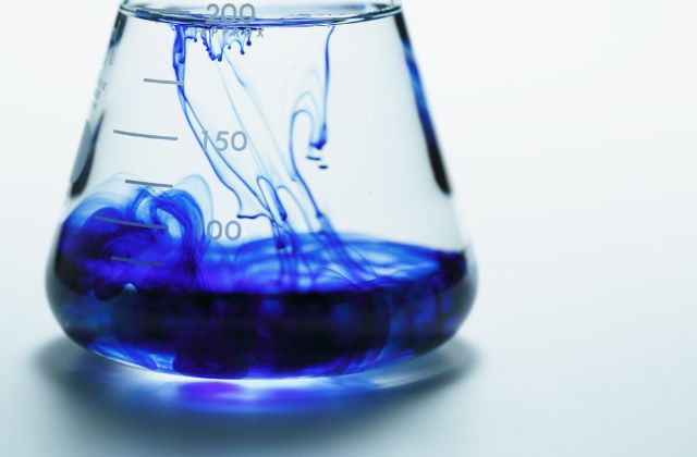 SnowManで今一番脱退しそうなメンバーはやっぱりあの人？解散の可能性も？文春の内容と真相！最初の脱退はいつ？