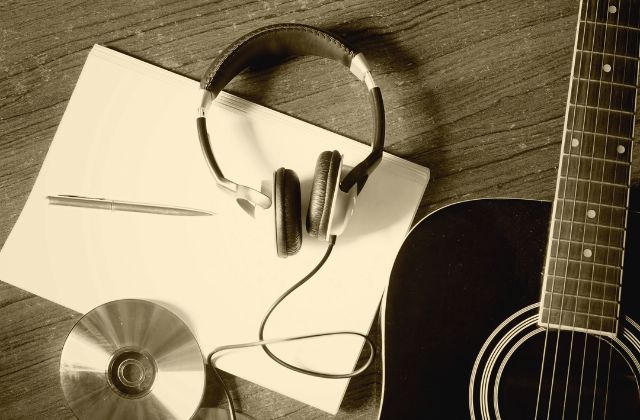 目黒蓮の好きな曲！好きなアーティストはヨルシカなの？カラオケ十八番も大調査