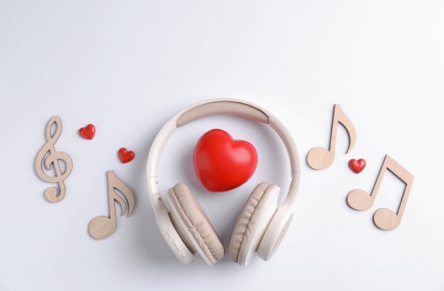目黒蓮の好きな曲！好きなアーティストはヨルシカなの？カラオケ十八番も大調査
